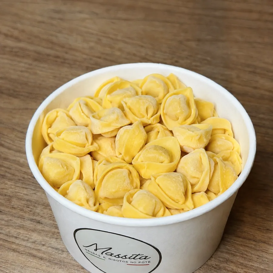 Pote de capeletti da Massita