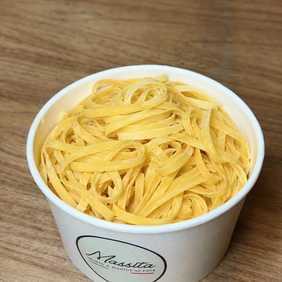 Pote de talharim da Massita